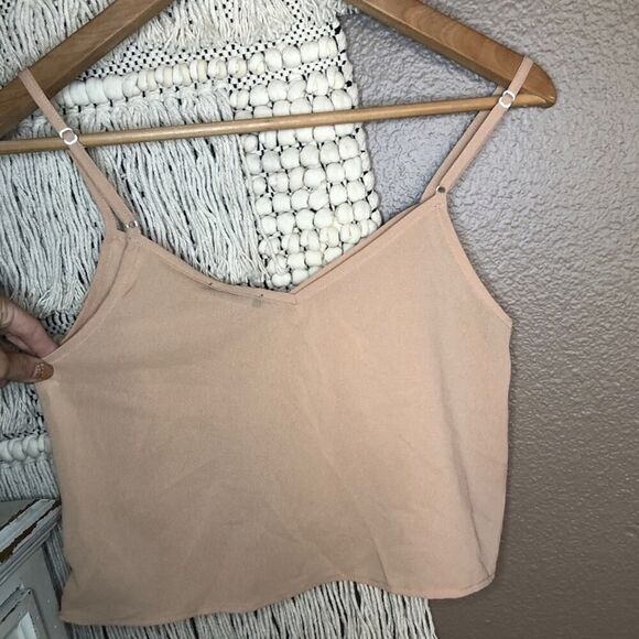 en saison Tan Nude Cropped Camisole (small) - Picture 2 of 6